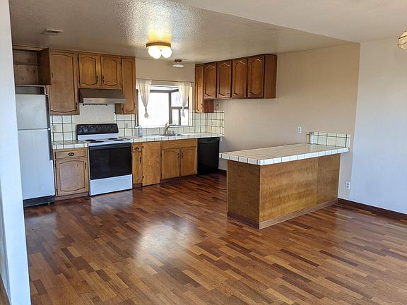 2nd image of 1343 De Haro St #1