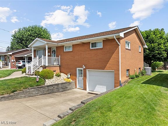3rd image of 119 Benita Dr