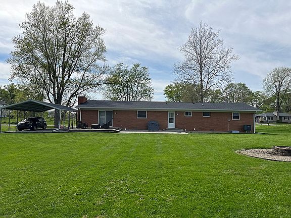 4th image of 7315 Mendenhall Rd