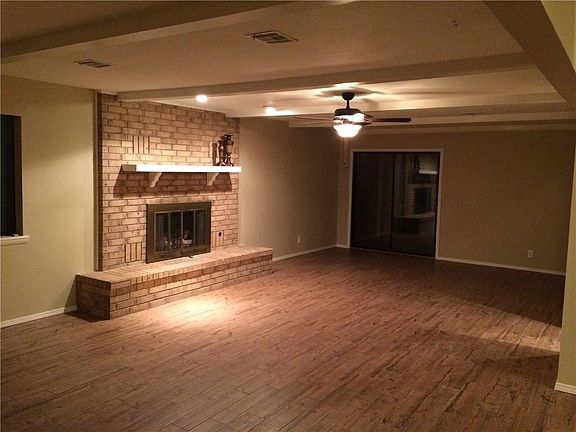5th image of 1304 W Lynnwood Dr