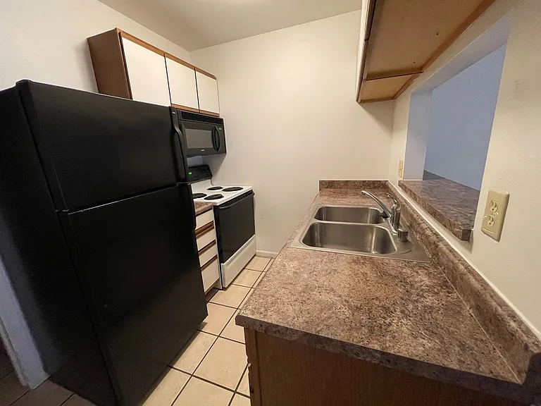 Muirfield Apartments — Photo 58
