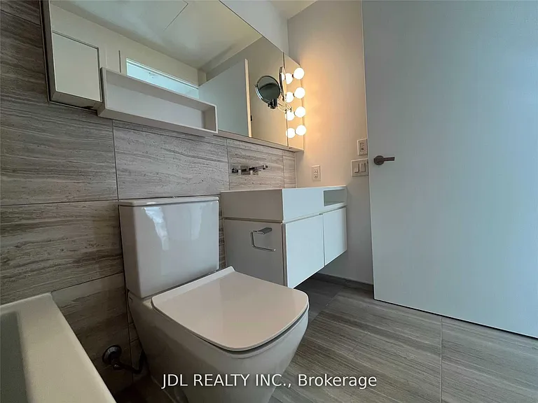 45 Charles St E #1702 — Photo 5