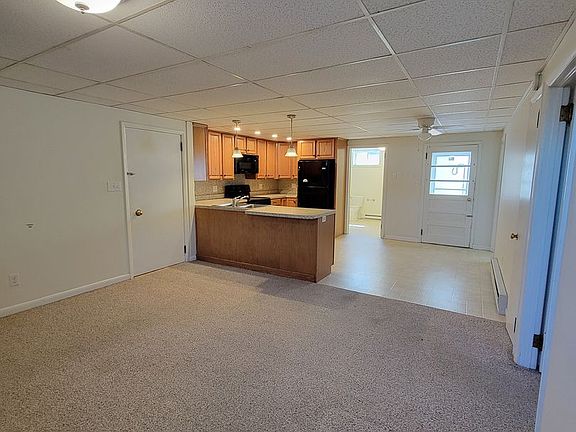 5th image of 190 Carbaugh Dr #4