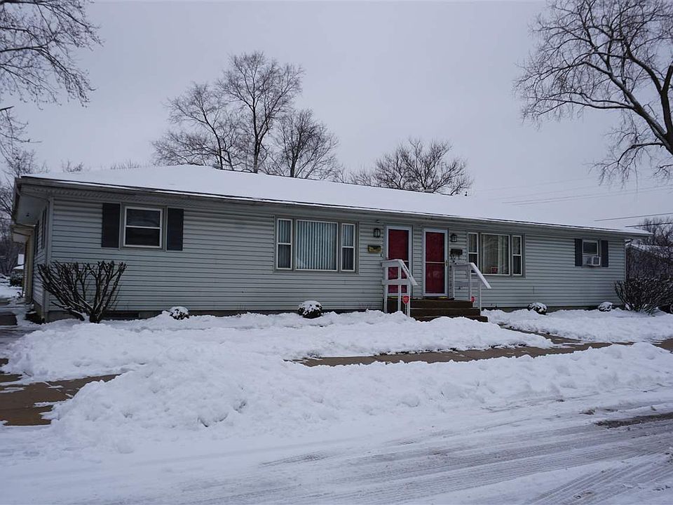 1st image of 2202 Vermont St