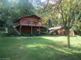 8226 Walnut St SW, Sherrodsville, OH