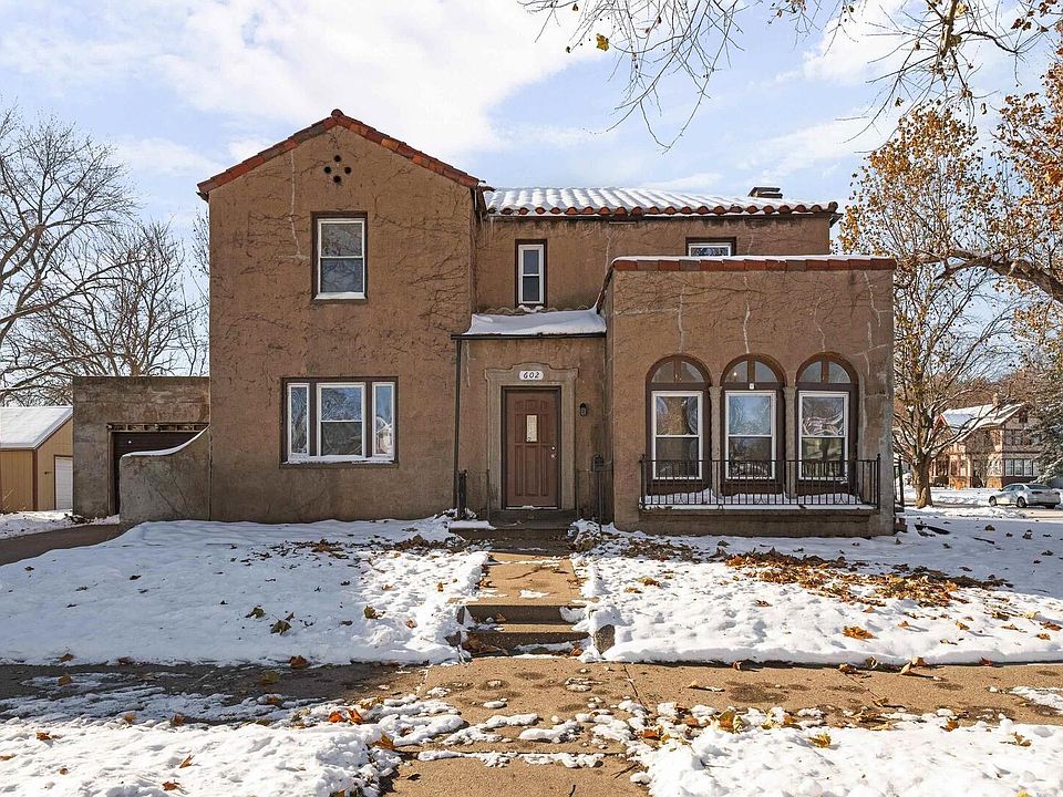 1st image of 602 S 9th St