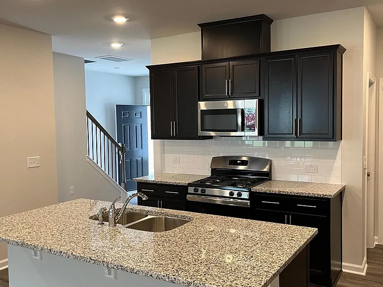 192 Tumbling Rock Way — Photo 12