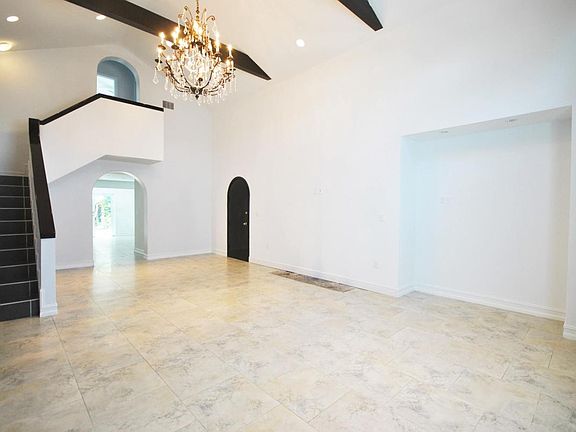 2nd image of 7134 Carlyle Ave #7134