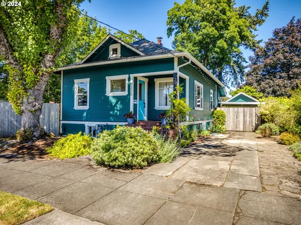 5320 SE 69th Ave, Portland, OR 97206