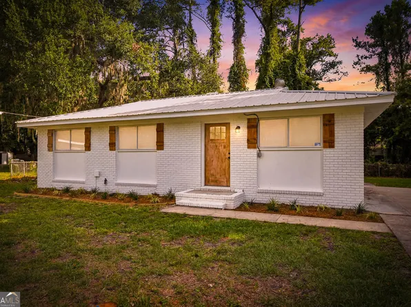 421 Nottingham Dr, Brunswick, GA 31525