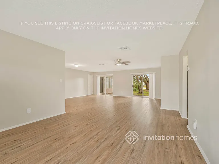 10425 Kingbrook Ln — Photo 18