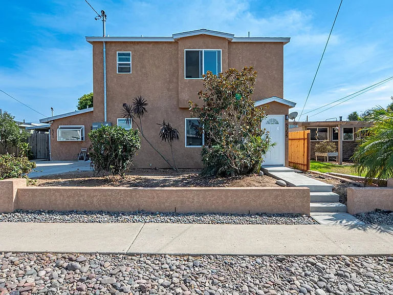 5355 E Appleton St — Photo 1