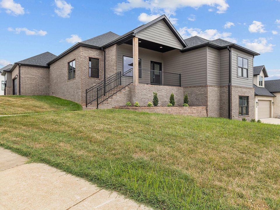 1st image of 702 S Thornridge Dr