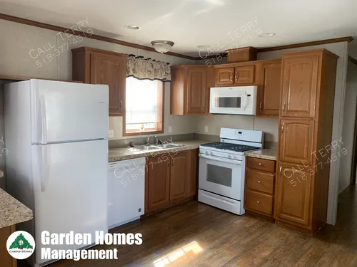 302 Boston Dr Photo 1