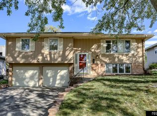 5123 S 94th Ave, Omaha, NE 68127