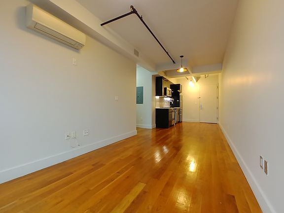 5th image of 880 Dekalb Ave #504