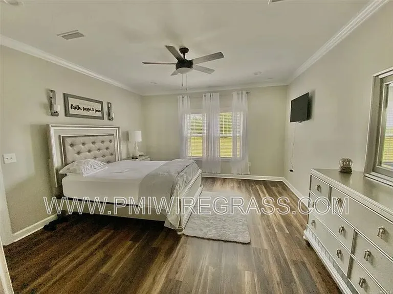 174 Sandy Hills Ct — Photo 12