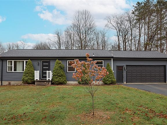 2nd image of 470 N Liberty Rd