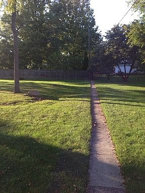 2nd image of 5820 S Bend Dr