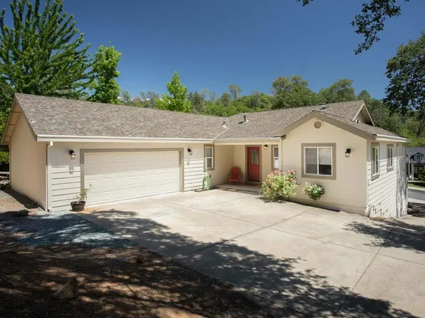13792 Mica Ct, Penn Valley, CA 95946