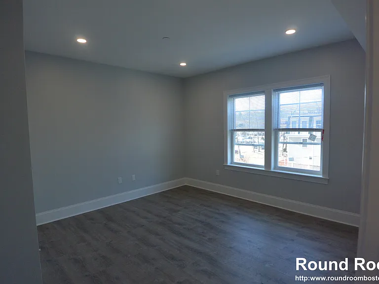 120 Kenrick St #5 — Photo 14