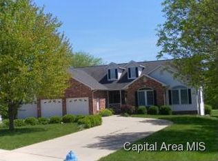 2416 Rosewell Point, Springfield, IL 62711