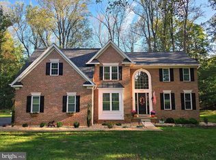 5214 Swain Dr, Warrenton, VA 20187