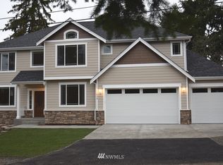 638 S 159th St, Burien, WA 98198