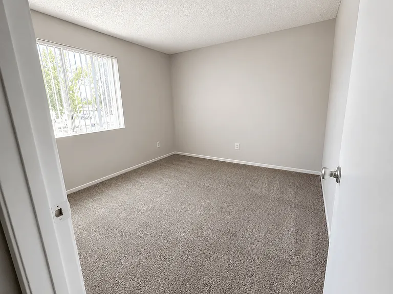 Canyon Run Apartments — Photo 9