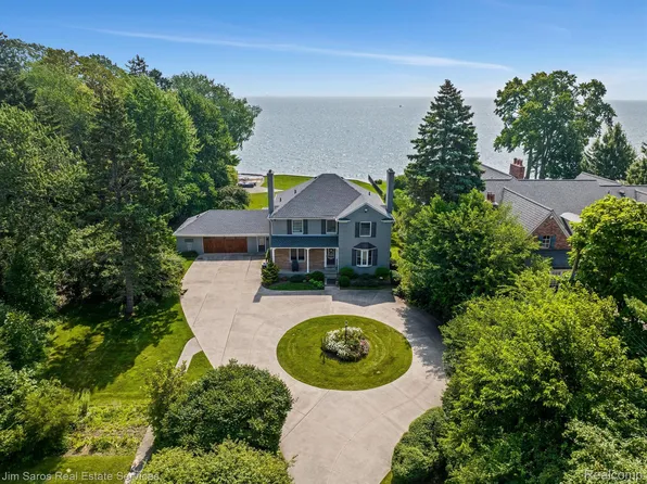 1040 Lake Shore Rd, Grosse Pointe Shores, MI 48236