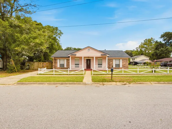 7150 Santa Barbara St, Pensacola, FL 32526