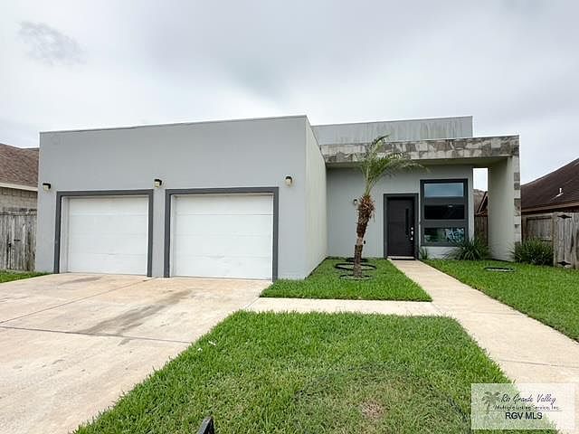 1st image of 6828 Palo Azul Dr