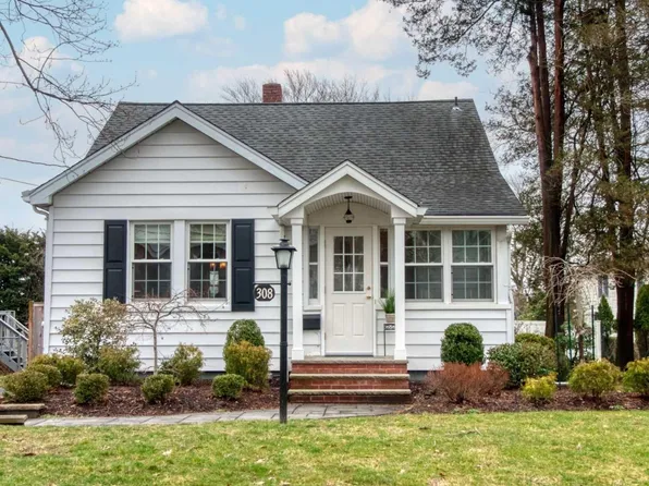 308 Lambert Ave, Northvale, NJ 07647