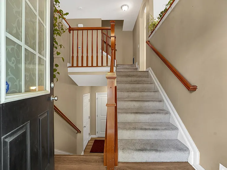 4131 Kinnia Dr — Photo 3