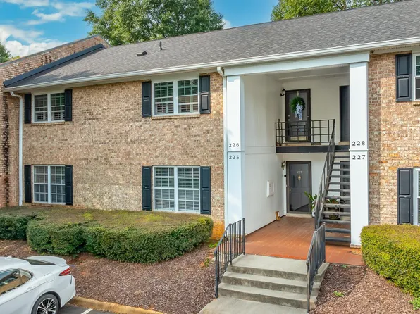 925 Cleveland St Unit 226, Greenville, SC 29601