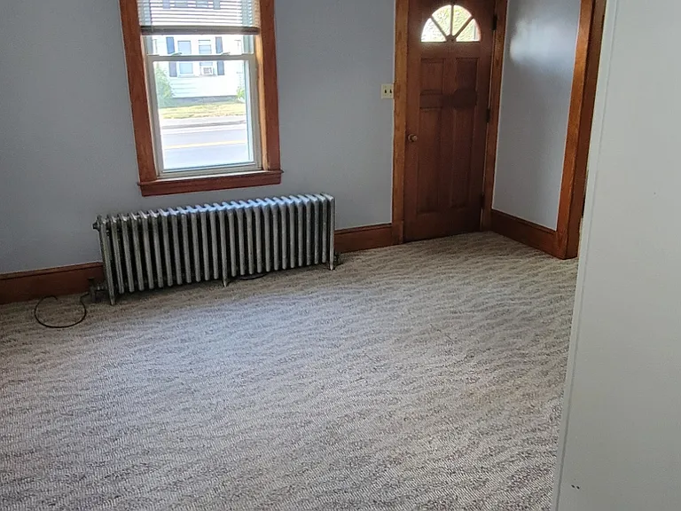 47 Clinton Ave #1 — Photo 4