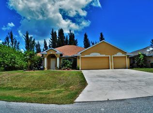 15953 Aqua Cir, Port Charlotte, FL 33981