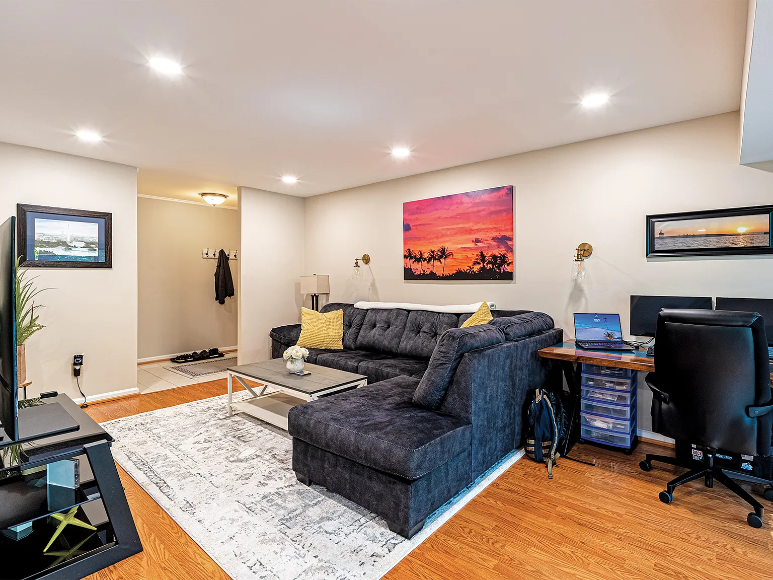3 bed, 1313 sqft, $2,800 — Photo 3