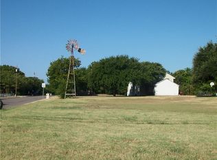 S 1st St, Hewitt, TX 76643