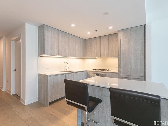 2nd image of 318 Main St Unit 7C