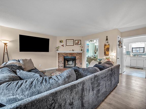 3rd image of 130 Village Ln #130