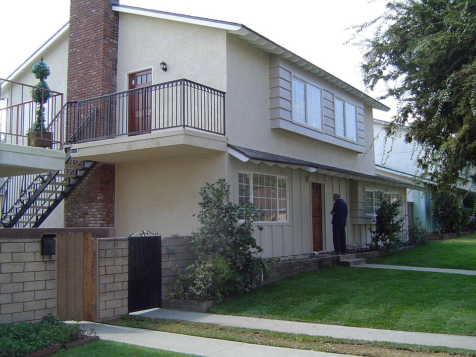 Upstairs Duplex