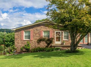 701 Midfield Ave, Kingsport, TN 37665