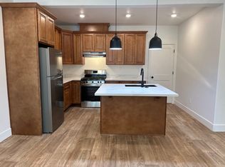 1048 Aileen St #B, Lafayette, CA 94549