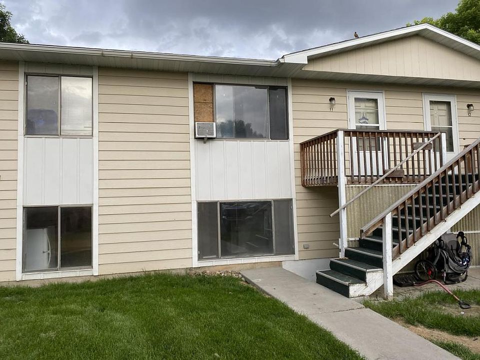 1st image of 132 Sunset Dr
