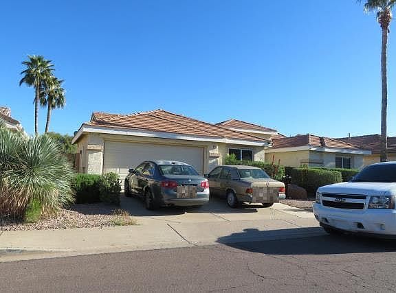 3rd image of 3330 E Wahalla Ln