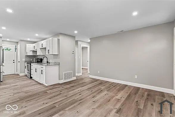 2805 Stuart St — Photo 8