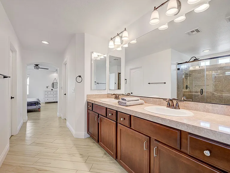 5556 Dancing Fox Ct — Photo 35