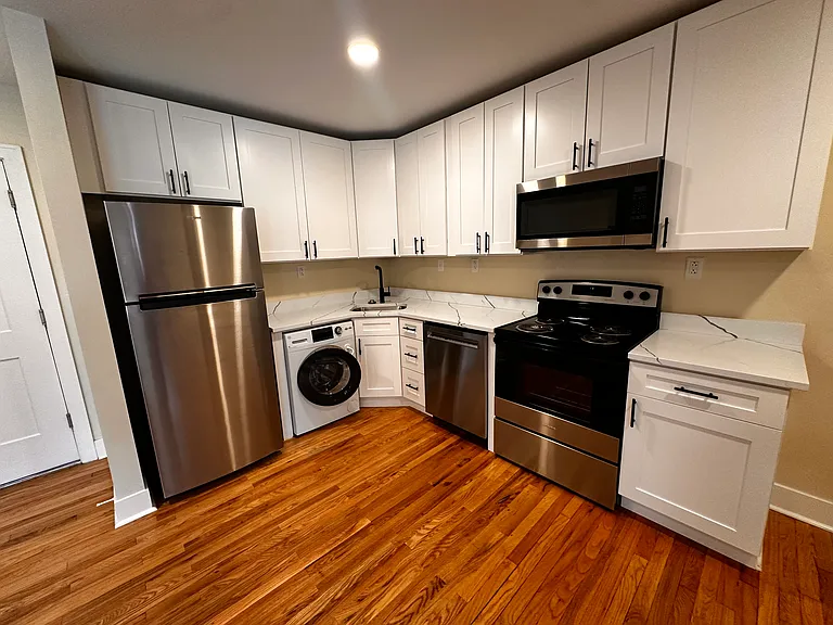 6252 Southwood Ave. — Photo 17