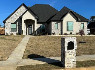 3965 Hidden Hills Cir, Longview, TX 75605